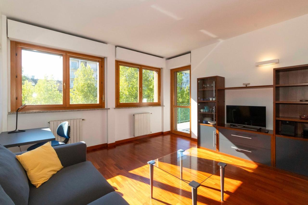 Cozy&Spacious Apt 2 Min Walk From The Tram Stop! Apartment Turin Luaran gambar