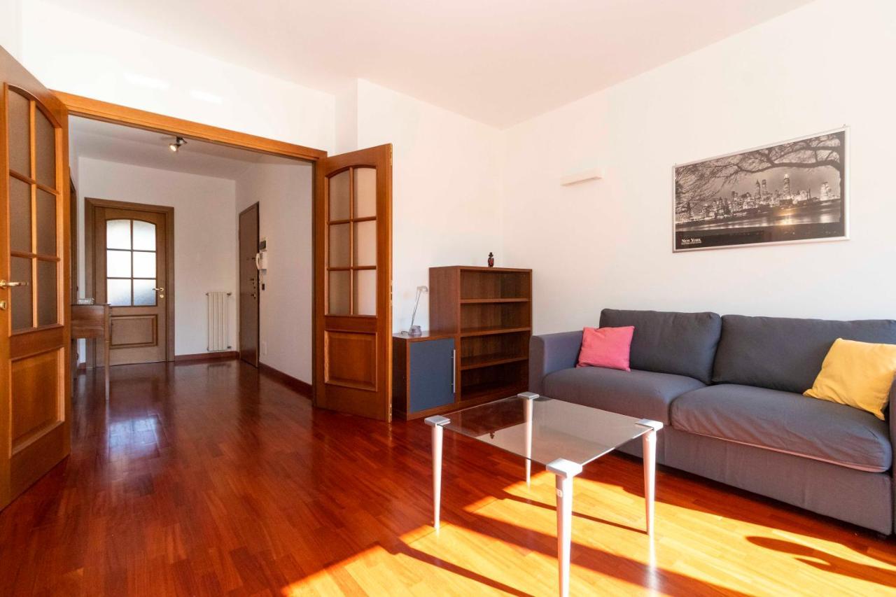 Cozy&Spacious Apt 2 Min Walk From The Tram Stop! Apartment Turin Luaran gambar