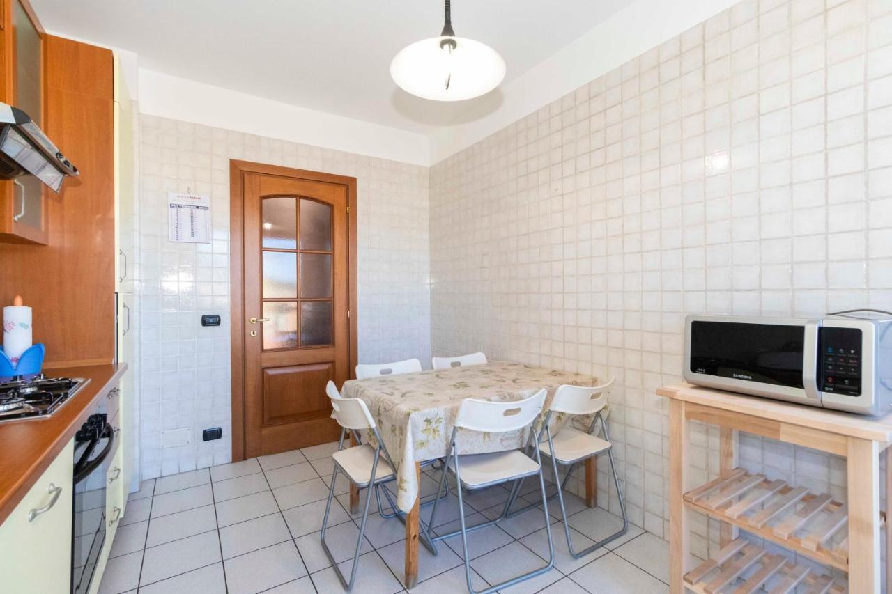 Cozy&Spacious Apt 2 Min Walk From The Tram Stop! Apartment Turin Luaran gambar