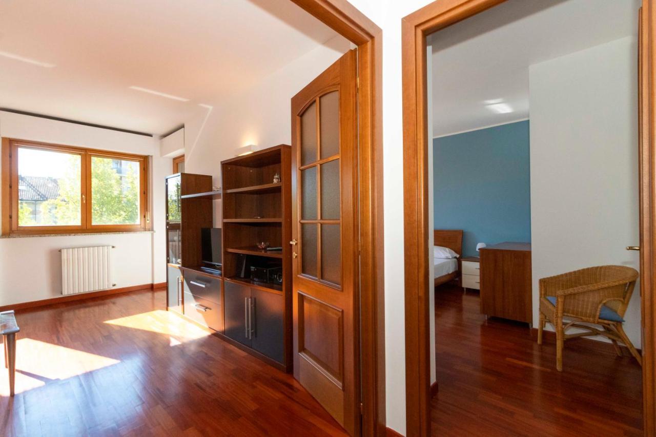 Cozy&Spacious Apt 2 Min Walk From The Tram Stop! Apartment Turin Luaran gambar